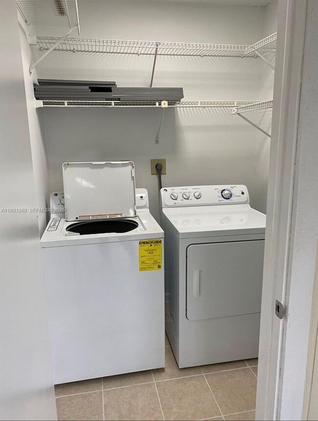 Building Photo - 9346 S Belfort Cir