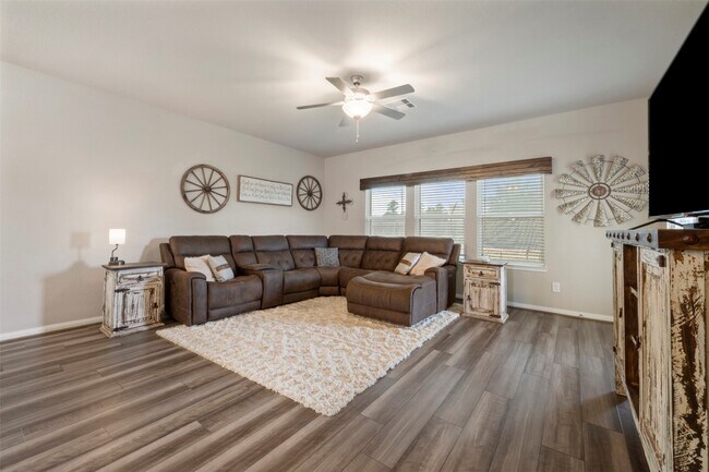 Building Photo - 13010 Red Blossom Cir