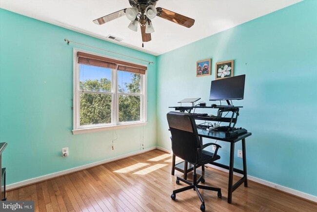 Building Photo - 3814 Woodlawn Ct