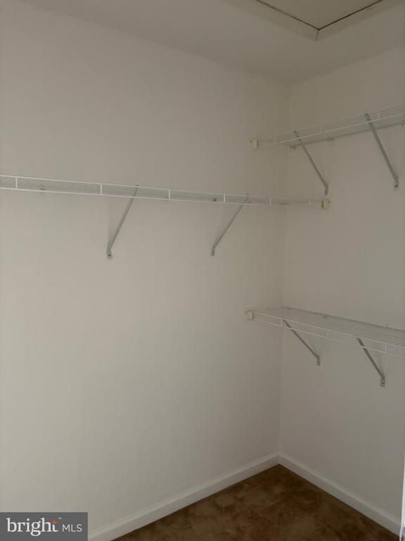 Building Photo - 371 Latrobe Dr