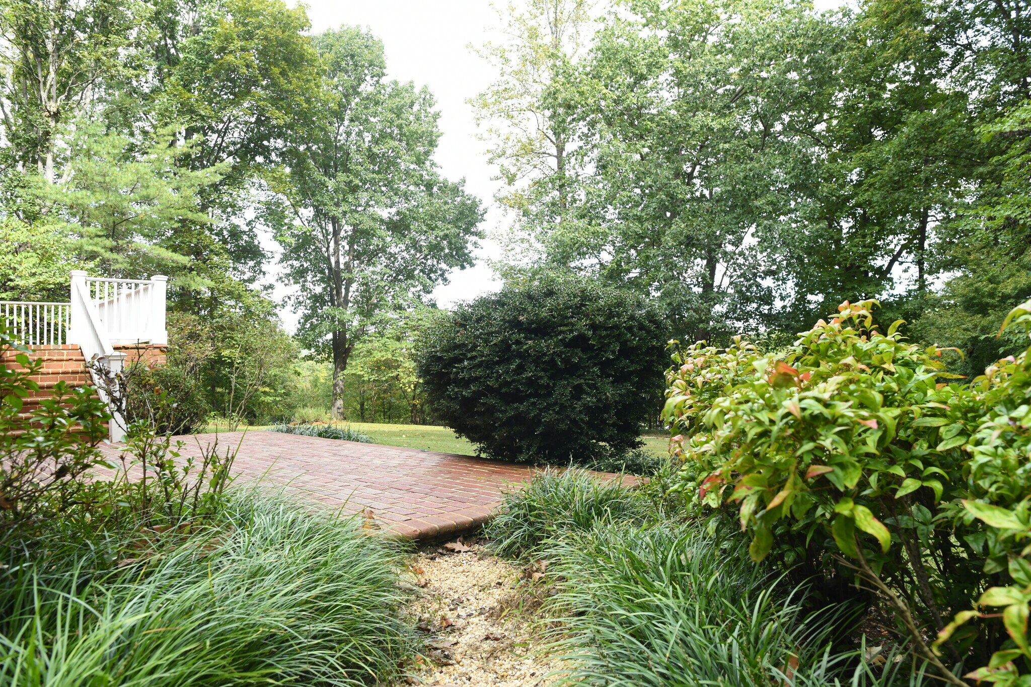 Side entrance - 19295 Briar Patch Dr