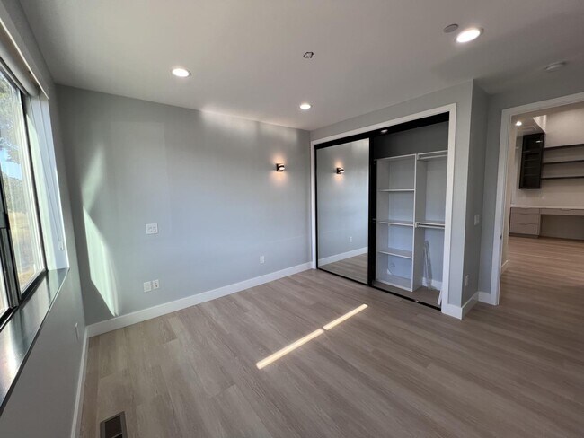 Building Photo - 18530 Marshall Ln