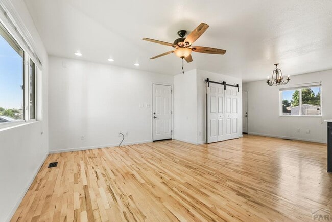 Building Photo - ALL PROSPECTIVE TENANTS MUST SUBMIT A $58 NON-REFUNDABLE APPLICATION FEE PER APPLICANT ONLINE AND...