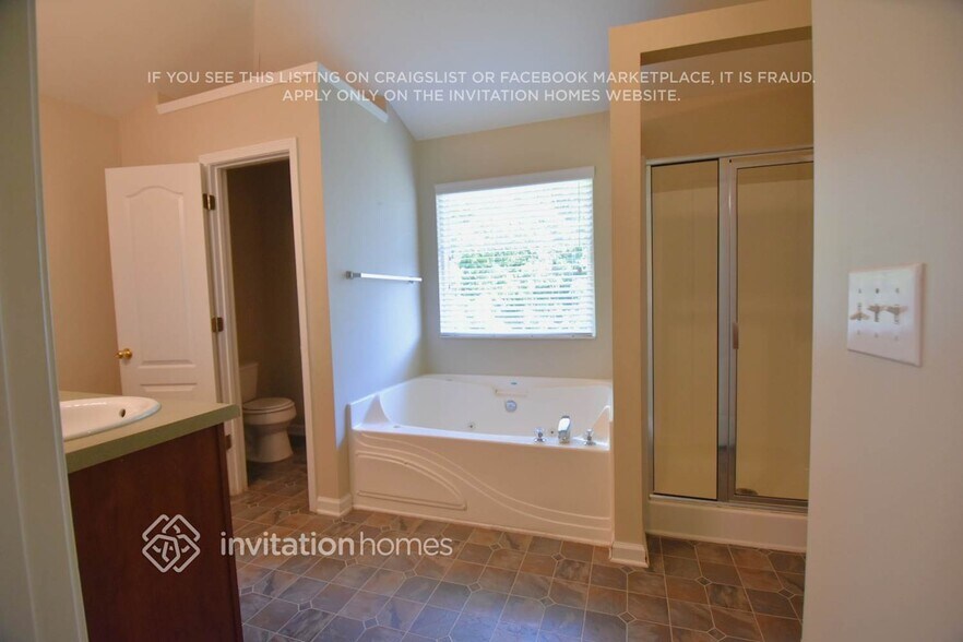 Building Photo - 4594 Sequoia Park Trail SW