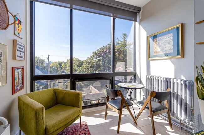 SUN ROOM - 722 18th St