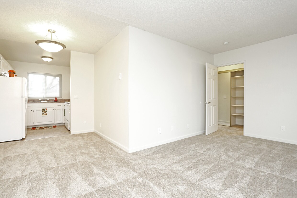 The Colonial House San Jose Ca Apartment Finder