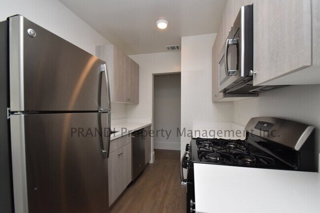 Building Photo - 1533 4th St
