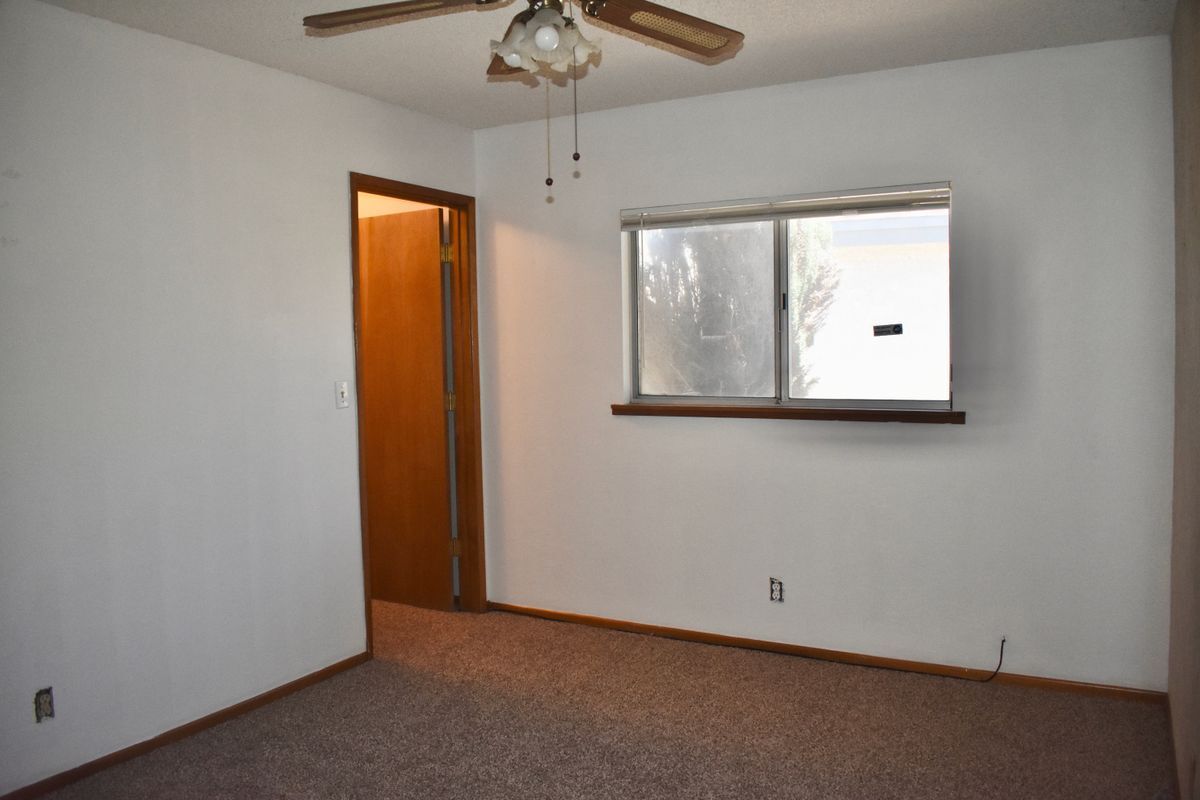 Building Photo - 13925 Burning Tree Dr