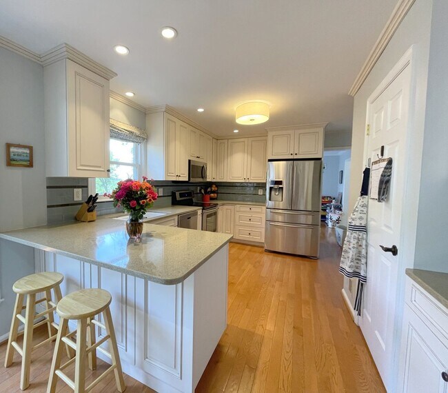 Building Photo - Leesburg Country Club 4 Bed 3.5 Bath SFH For Rent!