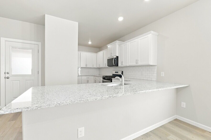Building Photo - 12708 Carrara Ln