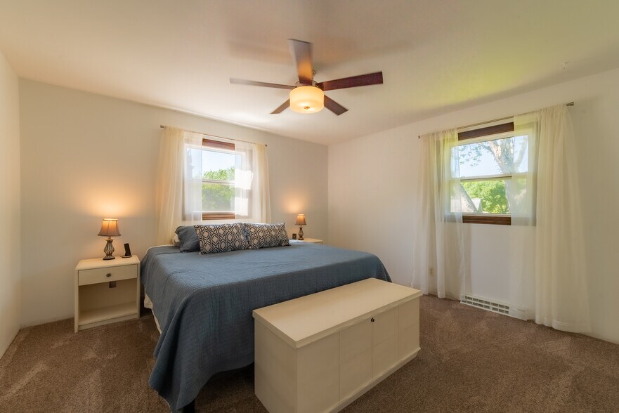 Building Photo - 5310 Trafalger Pl