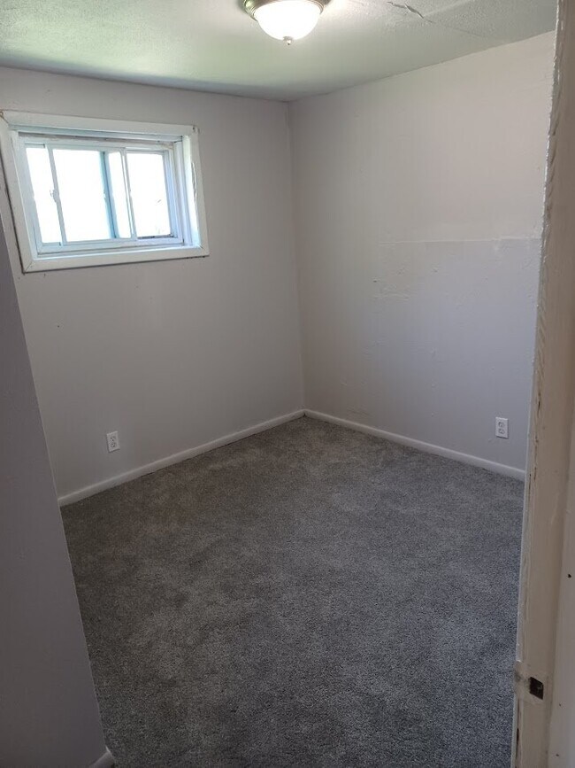 Building Photo - 2738 Pierce Ave