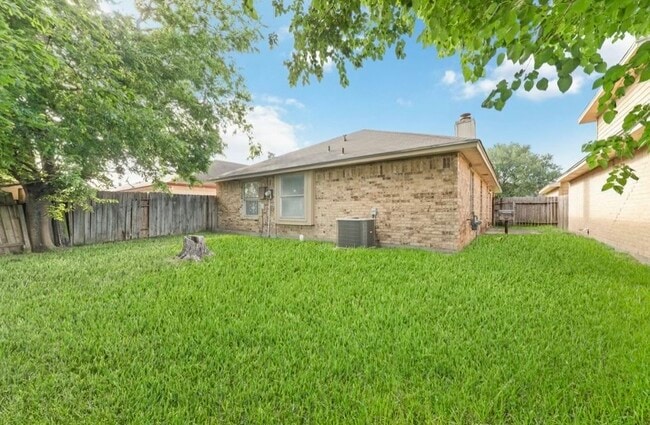 Building Photo - 13523 Bonilla Ln