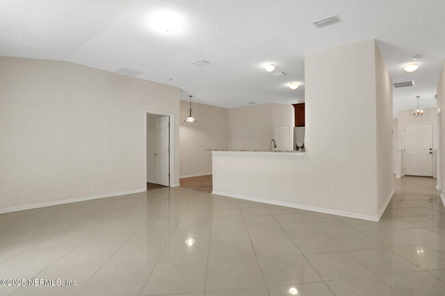 Building Photo - 1143 Summer Springs Drive