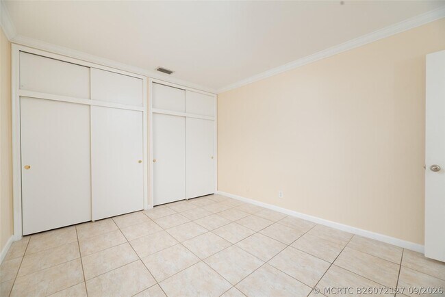 Building Photo - 3707 Polk St