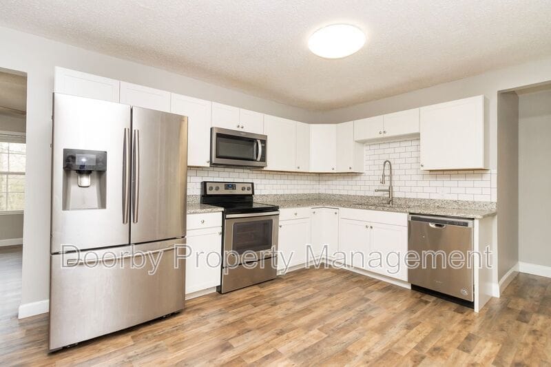 Building Photo - 3629 Thrushwood Dr