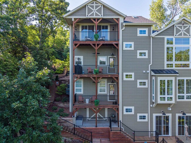 Building Photo - W5681 Ridge Rd