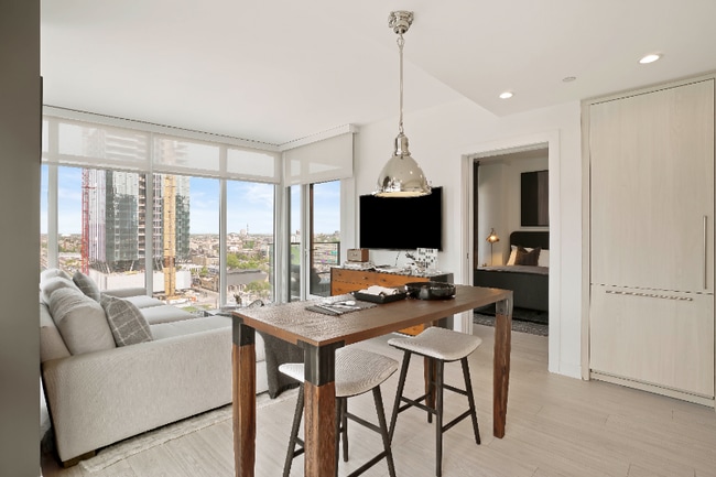 Building Photo - 357 N Union Ave