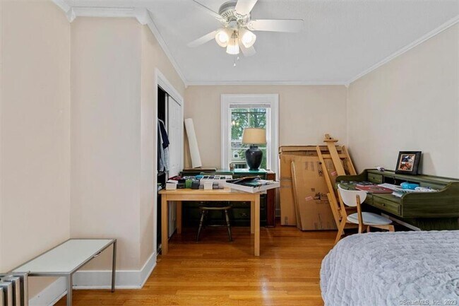 Building Photo - 300 Humphrey St