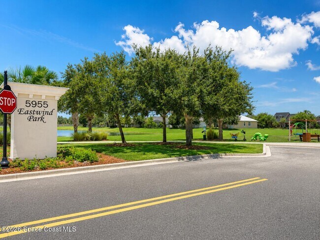 Building Photo - 3450 Brunot Cir