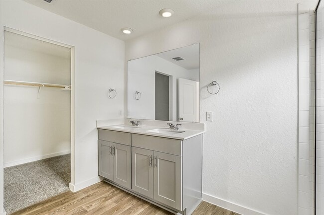 Building Photo - Luxurious 4 BR / 2 BA with THREE-CAR GARAGE - 2314 SF - Harmony Hills, Fredericksburg!