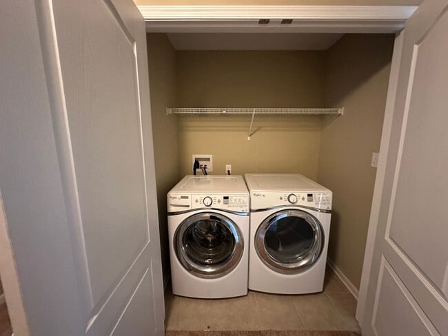 Building Photo - Tavern Grove Townhome in Campbell County-N...