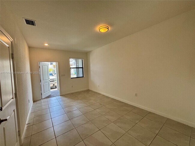 Building Photo - 13383 SW 287th Ter