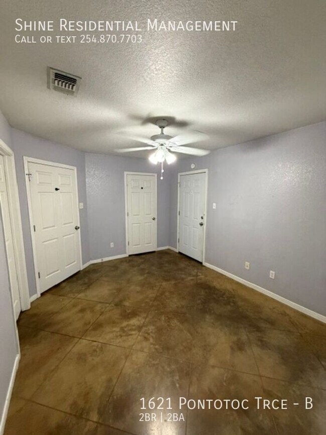 Building Photo - 1621 Pontotoc Trce