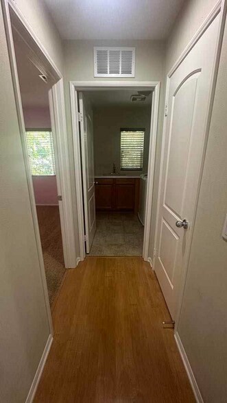 Building Photo - 31757 Paseo Peonia
