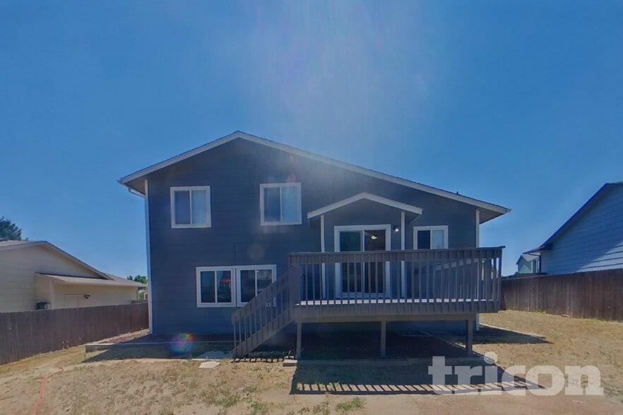 Building Photo - 1140 Modell Dr