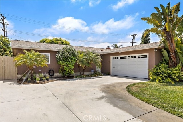 Building Photo - 16882 Ross Ln