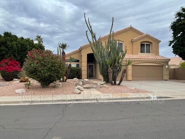 Building Photo - 7140 E Medina Ave