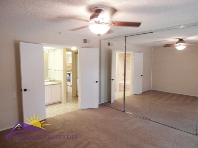 Building Photo - Unique 1 Bed 1 Bath 760sqft 2nd Floor Arde...