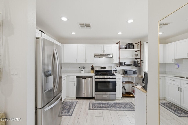 Building Photo - 1124 N 14th St