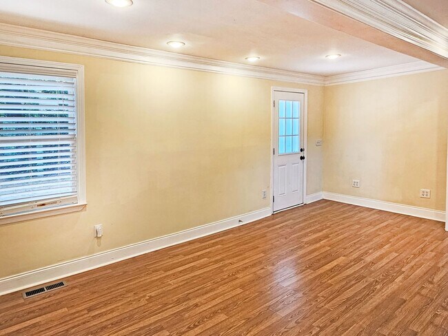 Building Photo - COMING: Spacious East Cobb Cape Cod with Main-Level Primary Suite & 3-Car Garage
