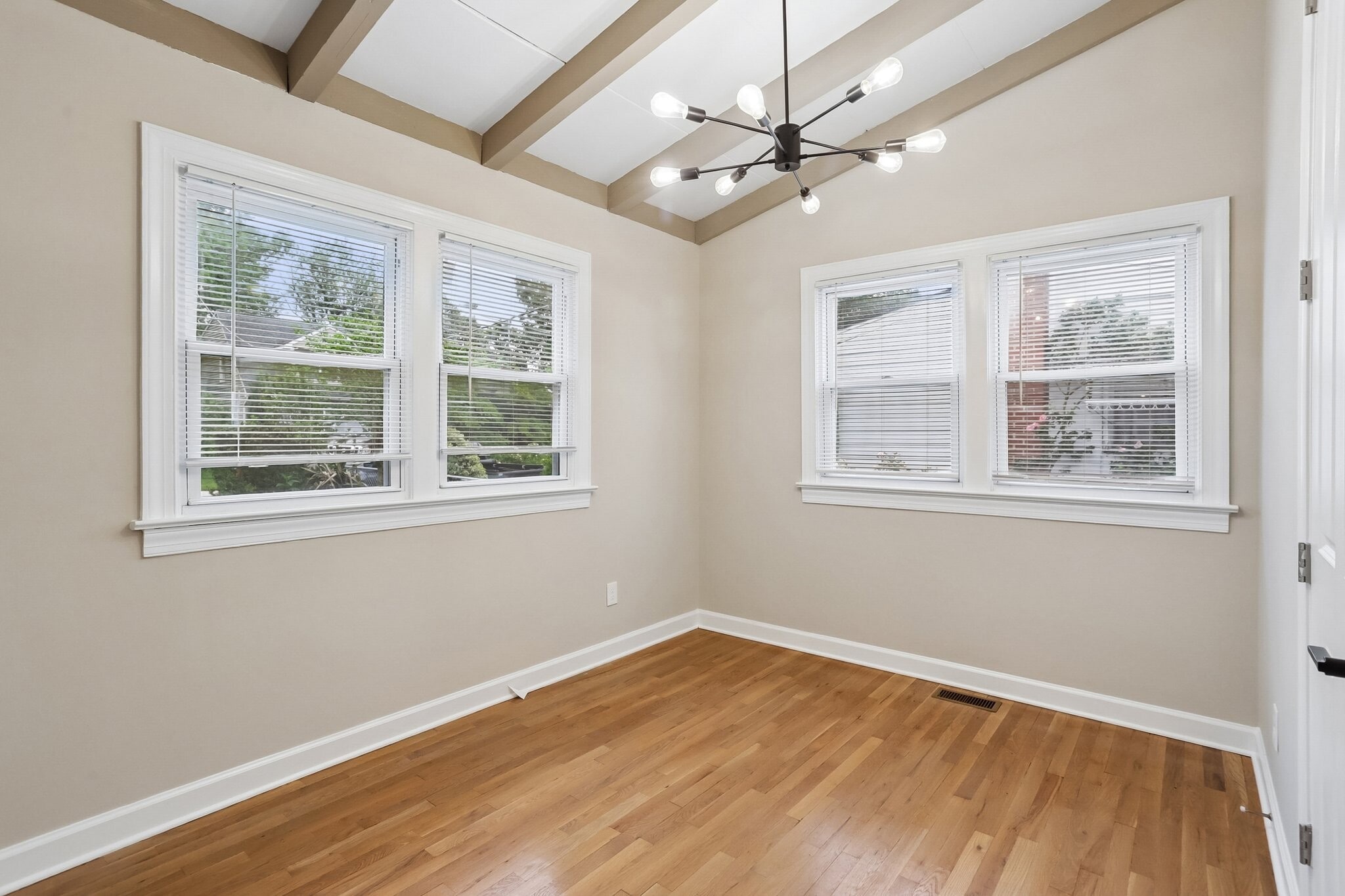 Building Photo - 203 Woodland Rd