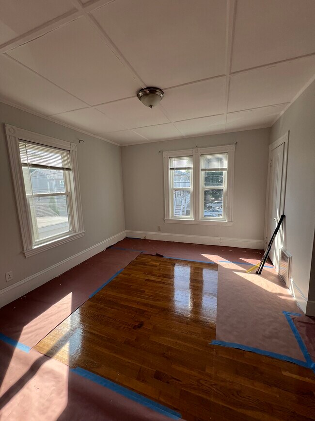 Building Photo - 120 Lowell St