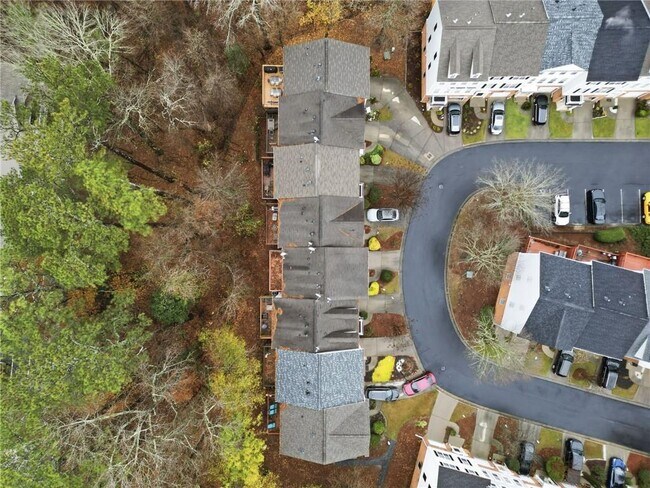 Building Photo - 3349 Lathenview Ct