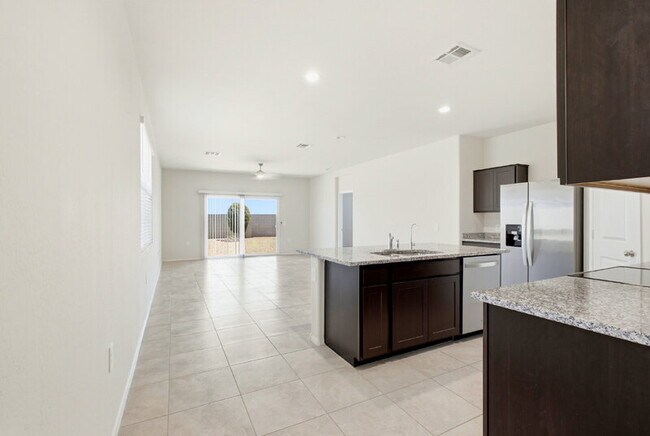 Building Photo - 35423 W San Sisto Ave