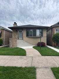 Building Photo - 6009 S Kolin Ave