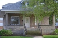 Building Photo - Fourth Street