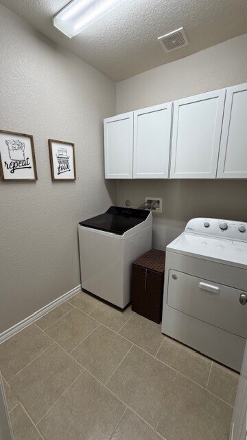 Building Photo - 24614 Twilight Hollow Ln