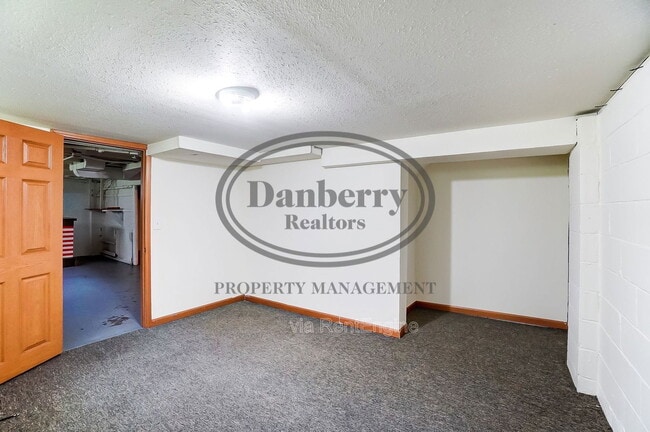 Building Photo - 919 Brookley Blvd