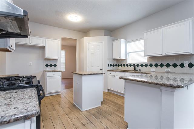 Building Photo - 738 Opal Ln