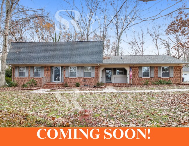 Primary Photo - Beautiful 5BR home in North High Point!