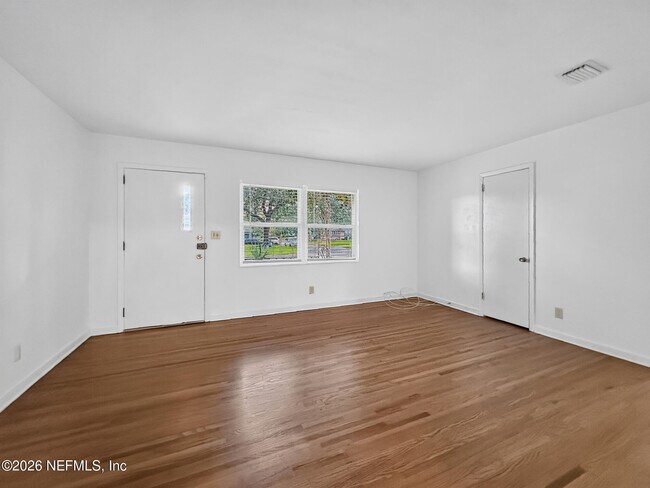 Building Photo - 6306 Romilly Dr