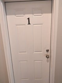 Building Photo - Oversized one bedroom first floor apartment with A/C!