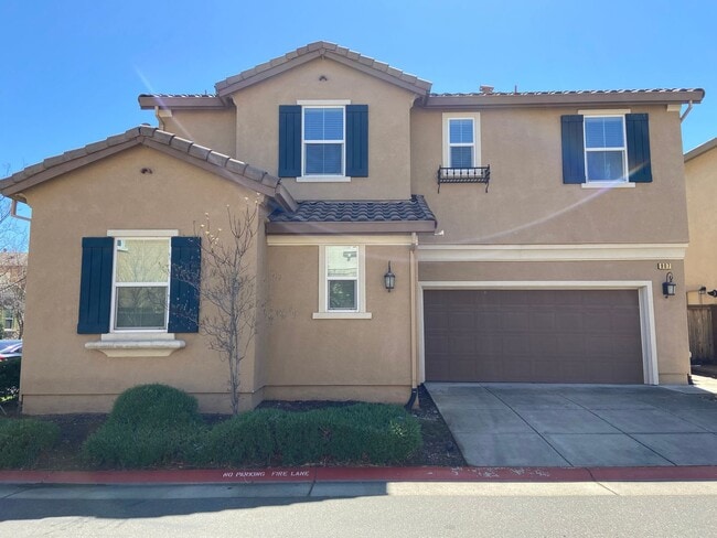 Building Photo - Turnstone Community off Iron Point & Prairie City. 4 Bdrm, 3 Bath - Walk to nature trails, park, ...