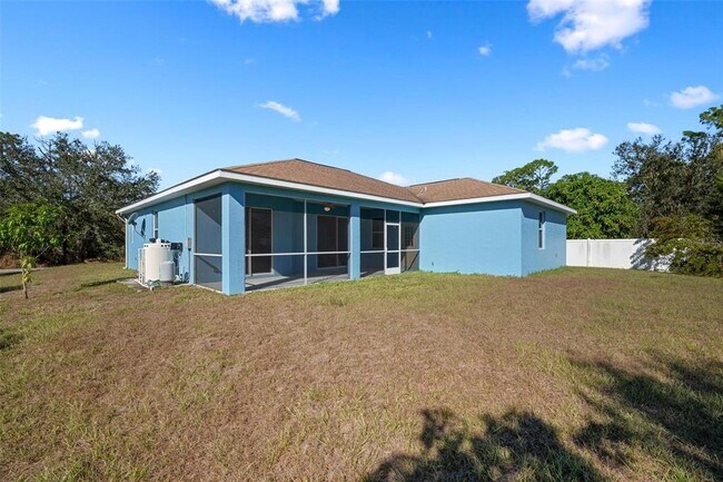 Building Photo - 2280 De Vore St