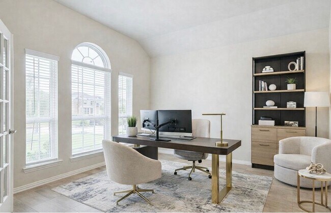 Building Photo - 30031 Willow Cove Ln